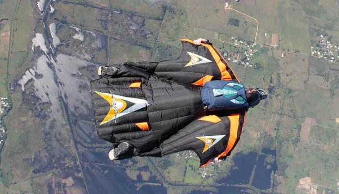 A legcsodálatosabb videók a wingsuit repülésekről